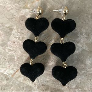 🖤Velvet Heart Black Dangle Earrings🖤